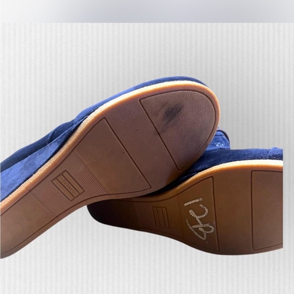 Toms Dark Blue crushed velvet Women's Wedge booties rich velvet witch booties - Picture 5 of 5